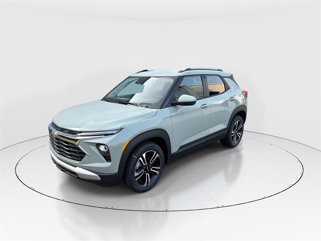 new 2025 Chevrolet TrailBlazer car, priced at $26,945