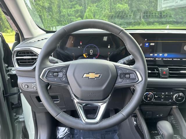 new 2025 Chevrolet TrailBlazer car, priced at $26,945