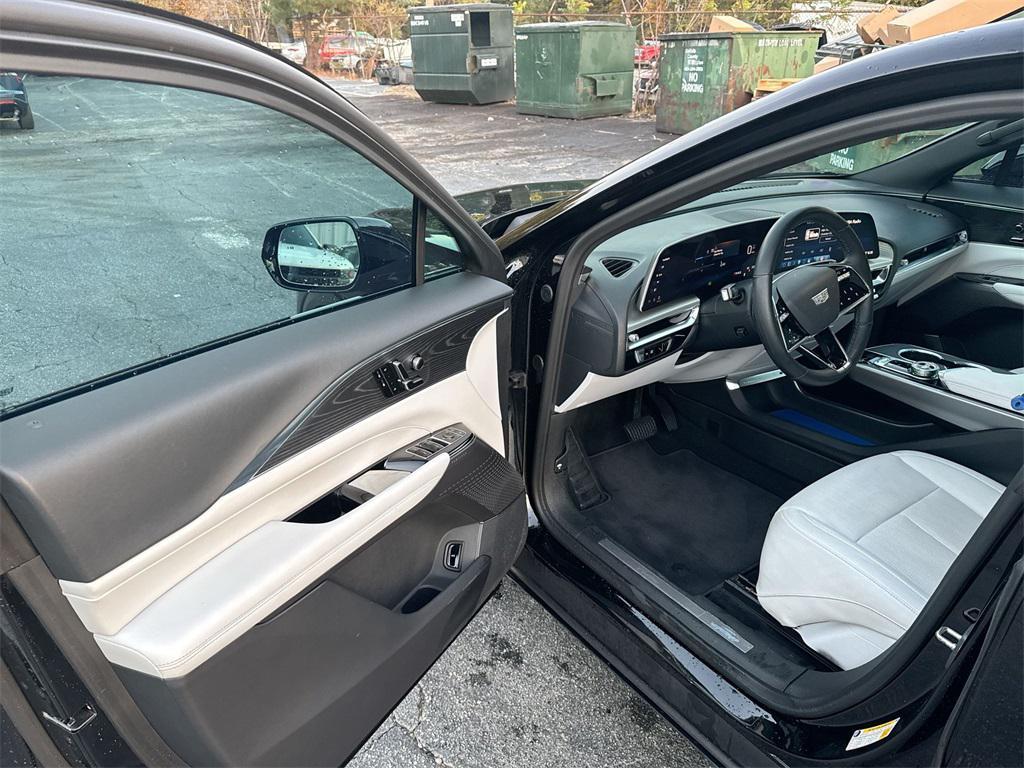used 2024 Cadillac LYRIQ car, priced at $34,291
