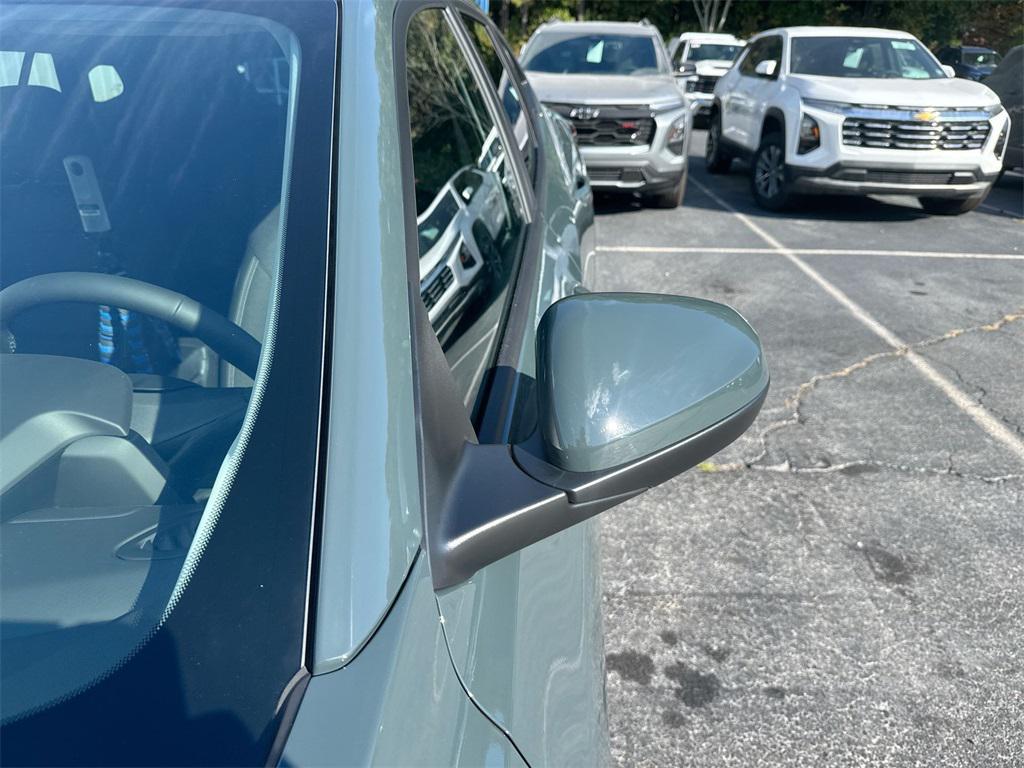 new 2025 Chevrolet Trax car, priced at $26,290