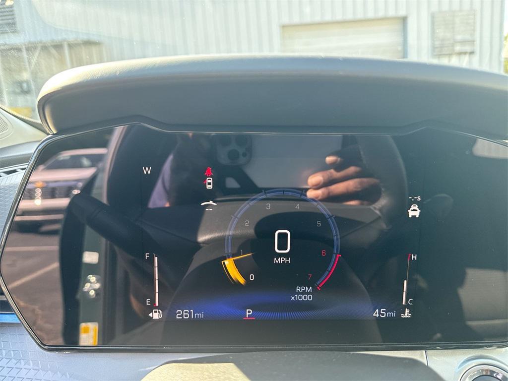 new 2025 Chevrolet Trax car, priced at $26,290