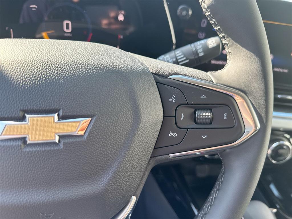 new 2025 Chevrolet Trax car, priced at $26,290