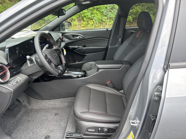 new 2025 Chevrolet Trax car, priced at $25,636