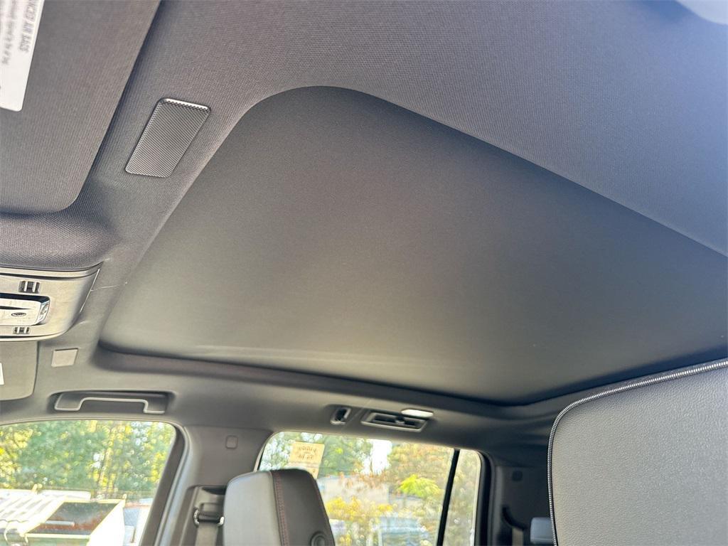 new 2026 Chevrolet Suburban car, priced at $75,960