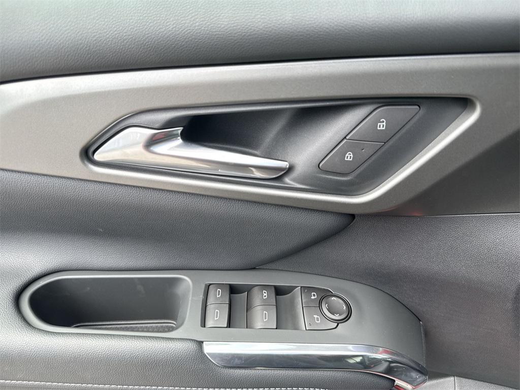 new 2025 Chevrolet Traverse car, priced at $41,690