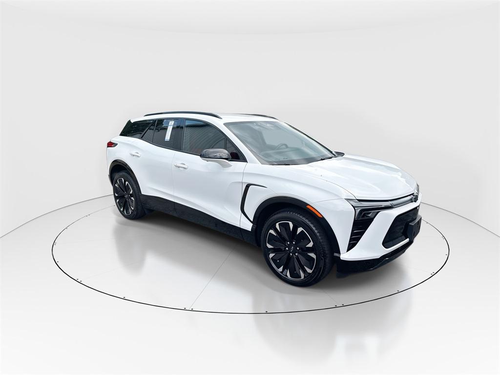 used 2024 Chevrolet Blazer EV car, priced at $29,662