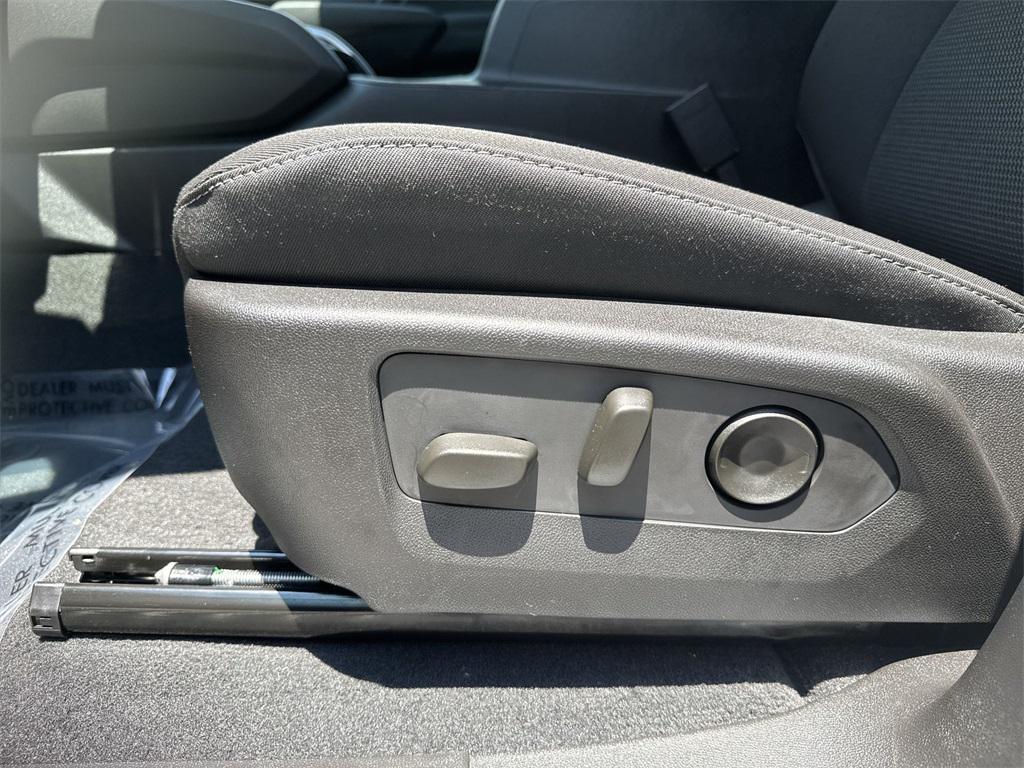 new 2025 Chevrolet Colorado car, priced at $35,064
