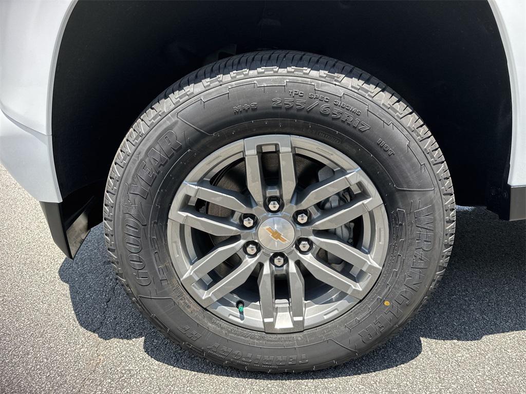 new 2025 Chevrolet Colorado car, priced at $35,064