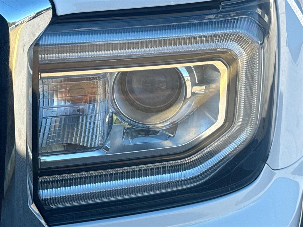 used 2017 GMC Sierra 1500 car, priced at $21,417