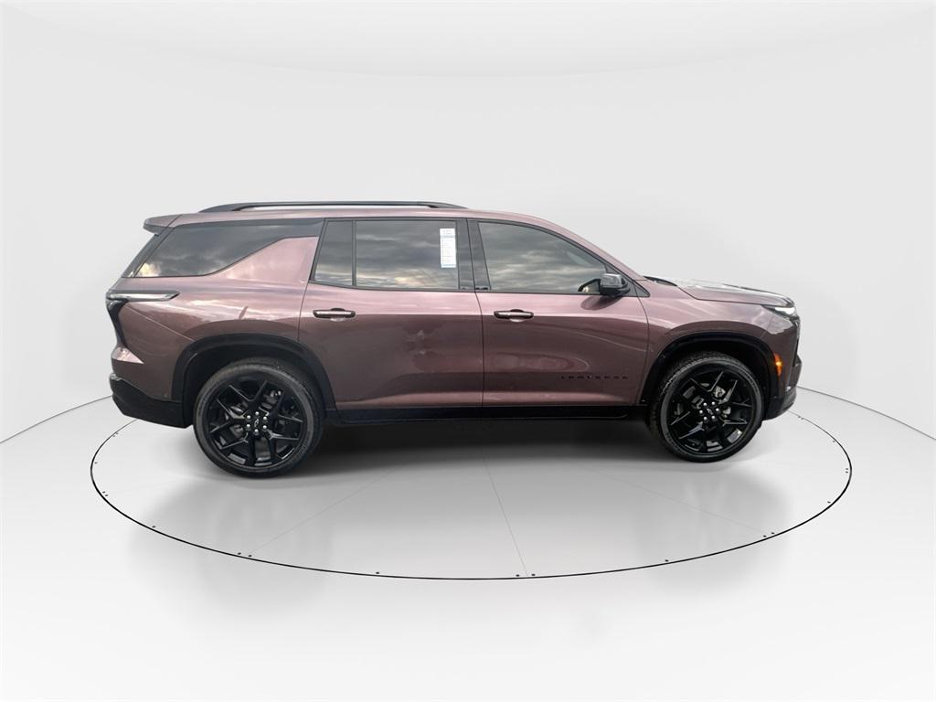 used 2024 Chevrolet Traverse car, priced at $46,202