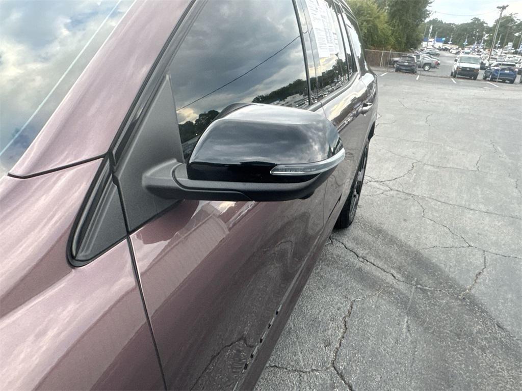 used 2024 Chevrolet Traverse car, priced at $46,202