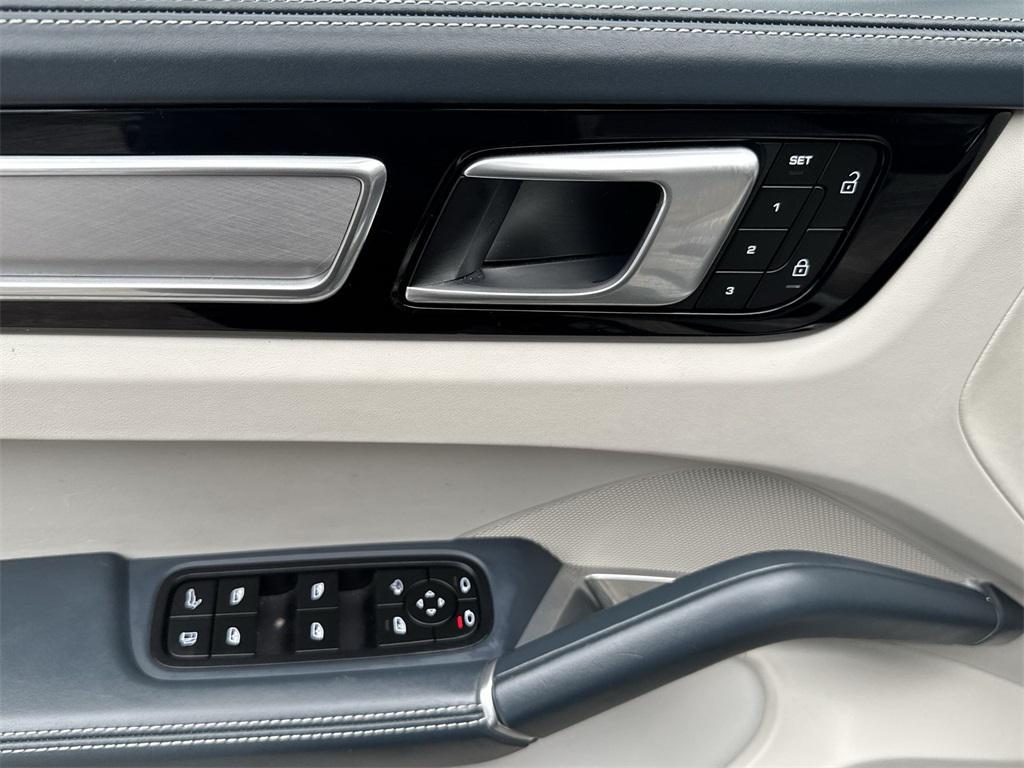 used 2023 Porsche Cayenne car, priced at $97,877