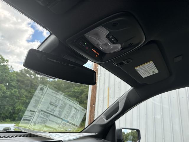 new 2025 Chevrolet Colorado car, priced at $37,009