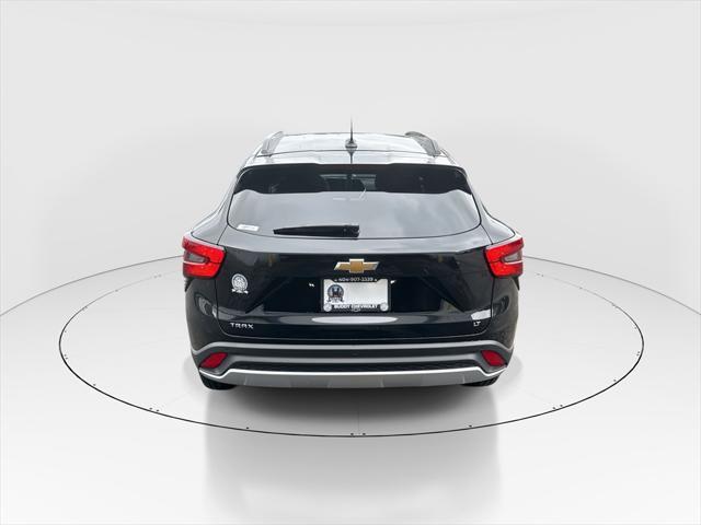 new 2025 Chevrolet Trax car, priced at $25,128