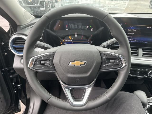 new 2025 Chevrolet Trax car, priced at $25,128