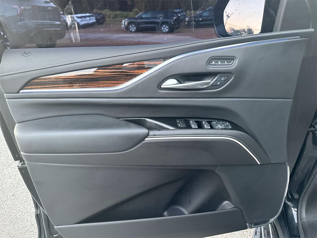 used 2024 Cadillac Escalade ESV car, priced at $74,972