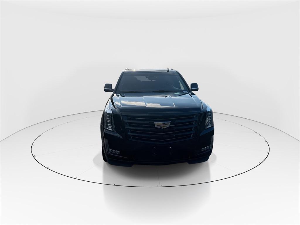 used 2020 Cadillac Escalade ESV car, priced at $36,493