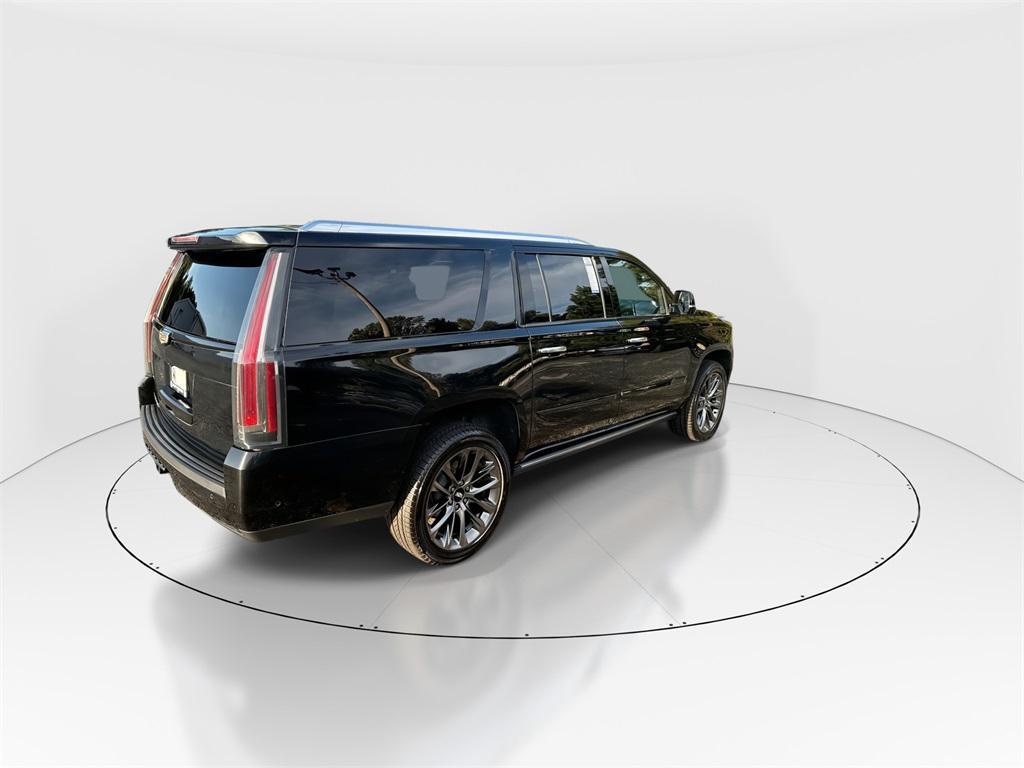 used 2020 Cadillac Escalade ESV car, priced at $36,493