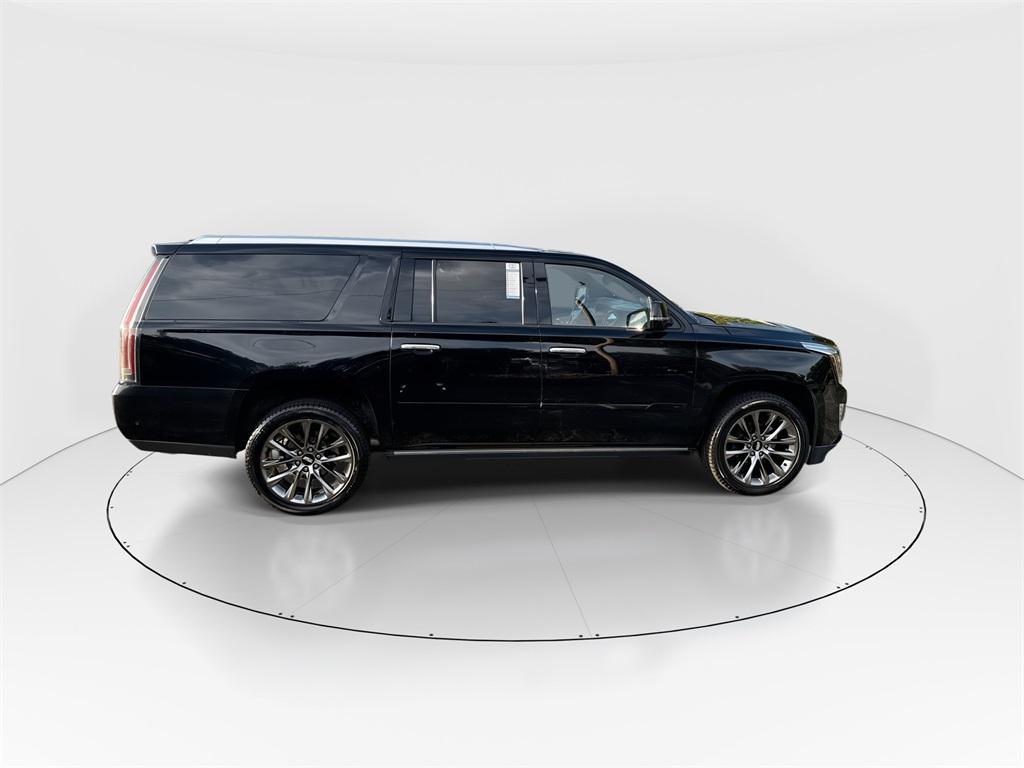 used 2020 Cadillac Escalade ESV car, priced at $36,976