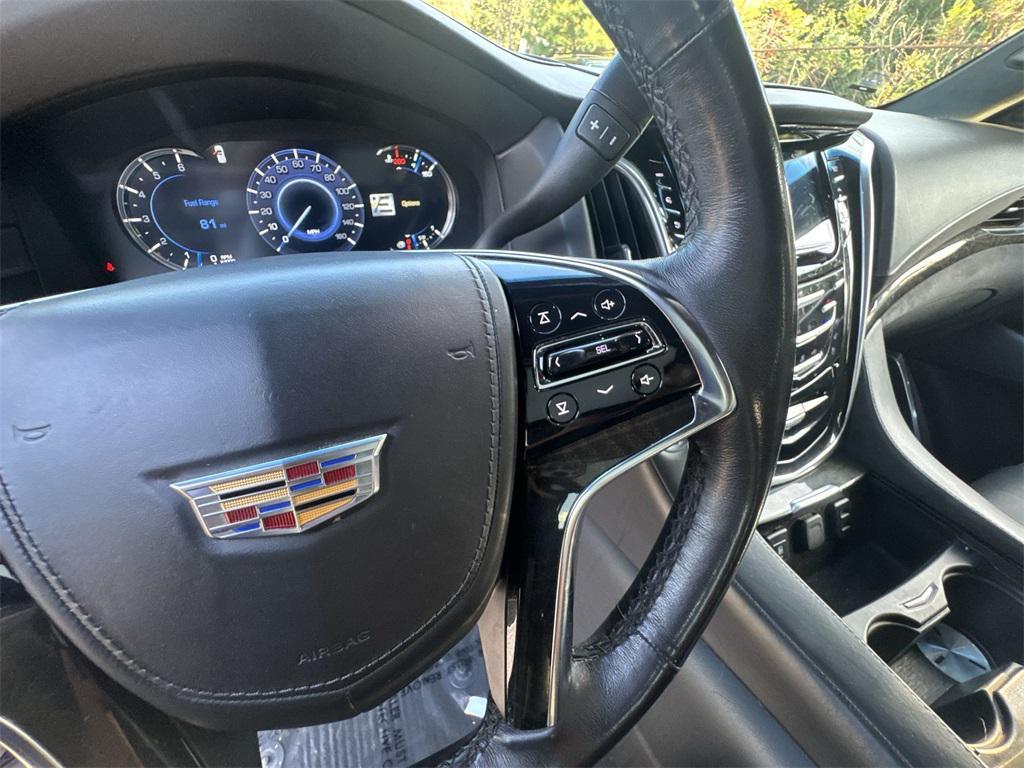 used 2020 Cadillac Escalade ESV car, priced at $36,493