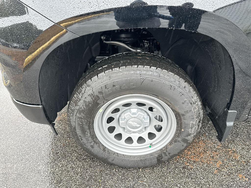 new 2026 Chevrolet Silverado 1500 car, priced at $40,395