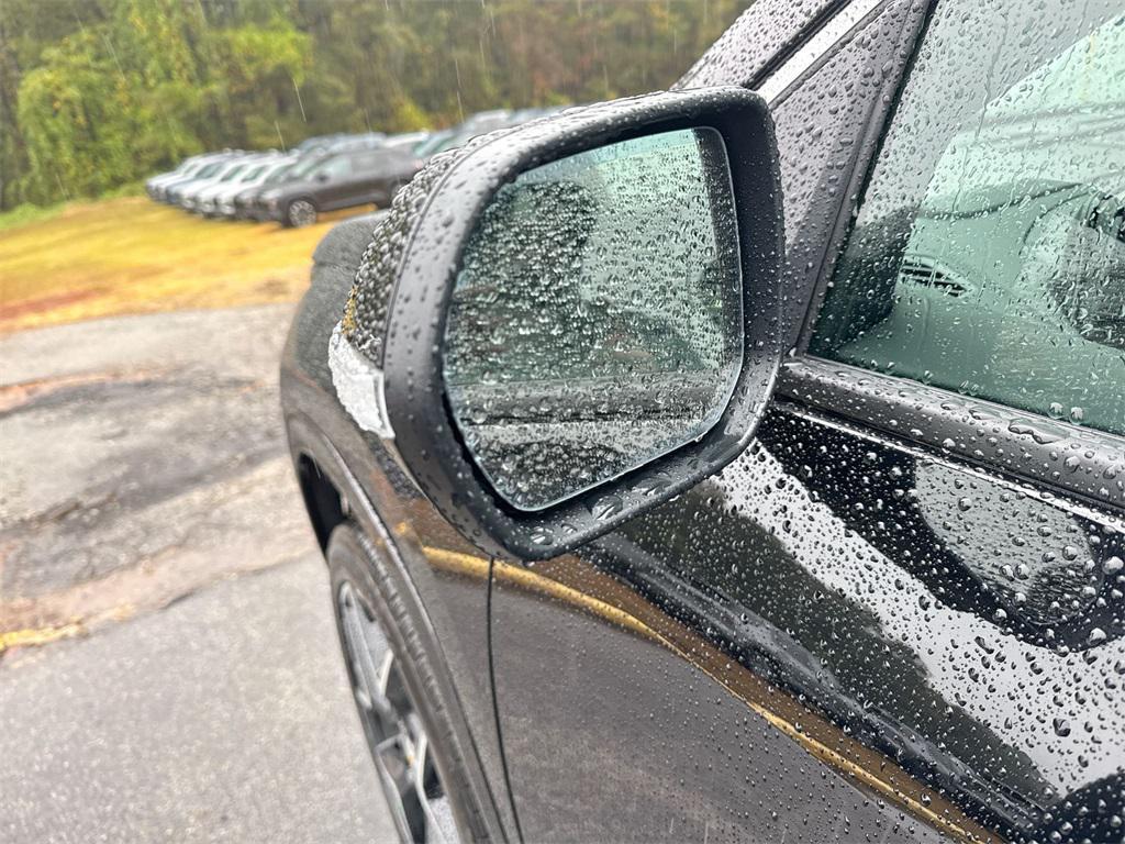 new 2026 Chevrolet Traverse car, priced at $56,995