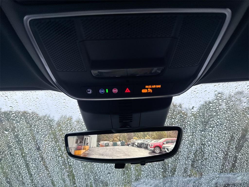 new 2026 Chevrolet Traverse car, priced at $56,995