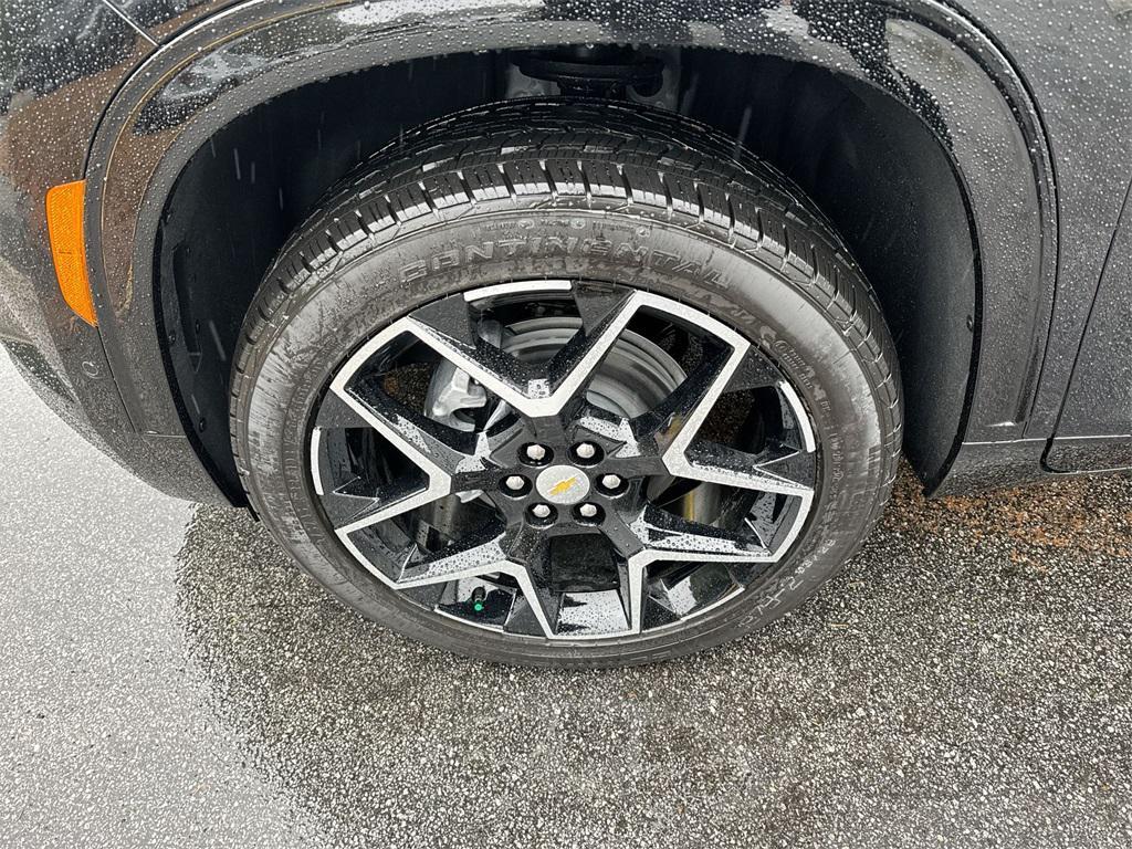 new 2026 Chevrolet Traverse car, priced at $56,995