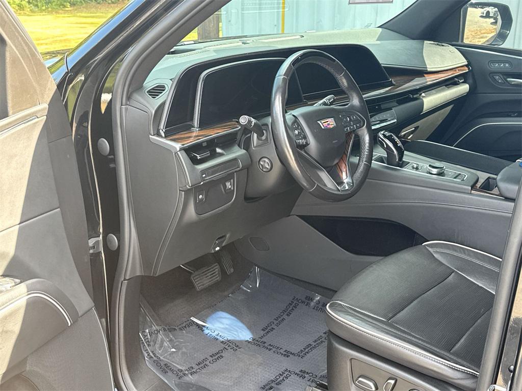 used 2023 Cadillac Escalade ESV car, priced at $52,981