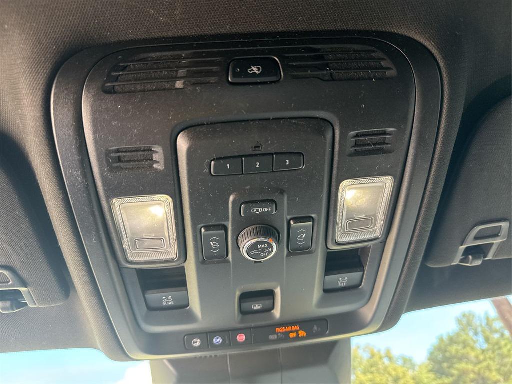 used 2023 Cadillac Escalade ESV car, priced at $52,981
