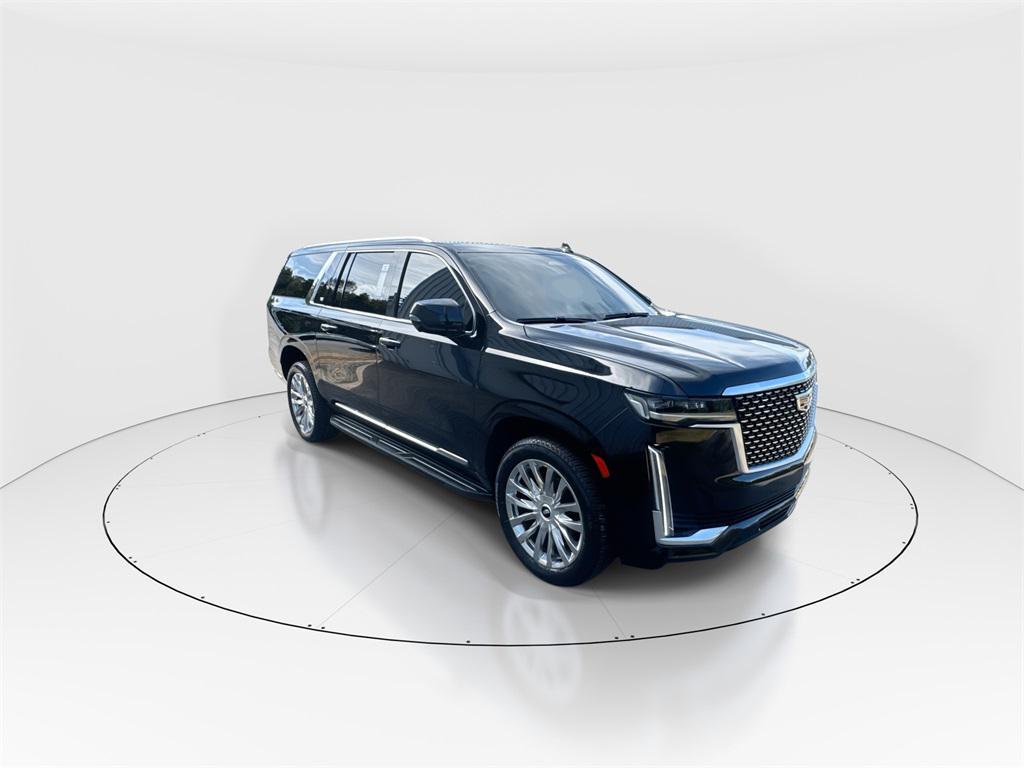 used 2023 Cadillac Escalade ESV car, priced at $52,981