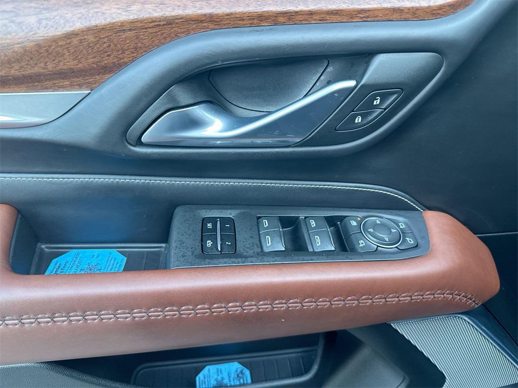 used 2023 GMC Yukon XL car, priced at $68,596