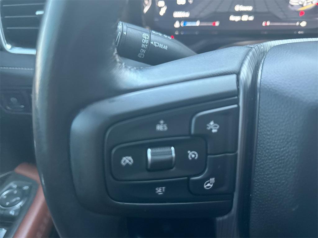 used 2023 GMC Yukon XL car, priced at $68,596