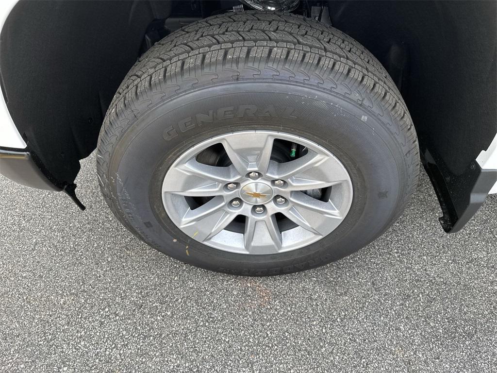 used 2025 Chevrolet Silverado 1500 car, priced at $30,976