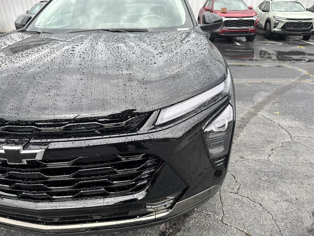 new 2025 Chevrolet Trax car, priced at $26,510
