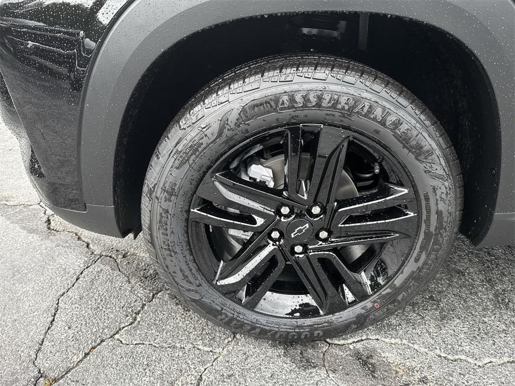 new 2025 Chevrolet Trax car, priced at $26,510