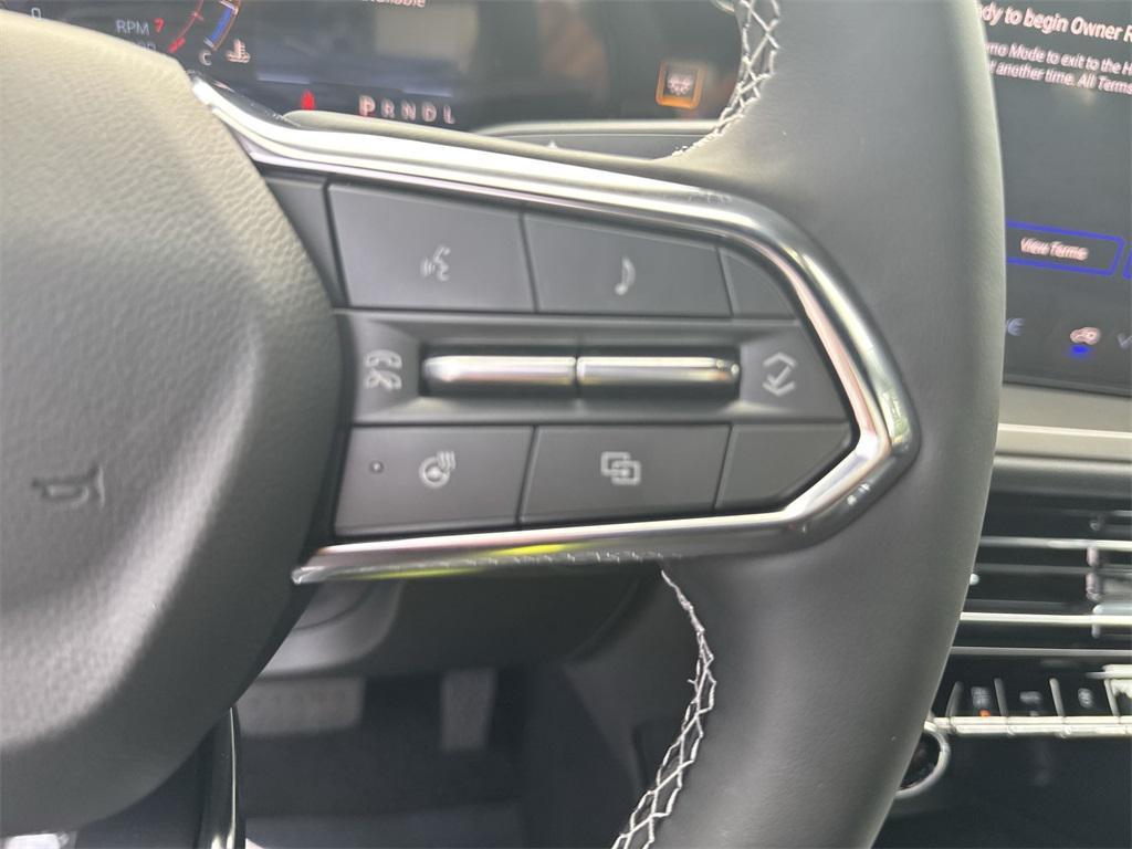new 2026 Chevrolet Traverse car, priced at $46,645