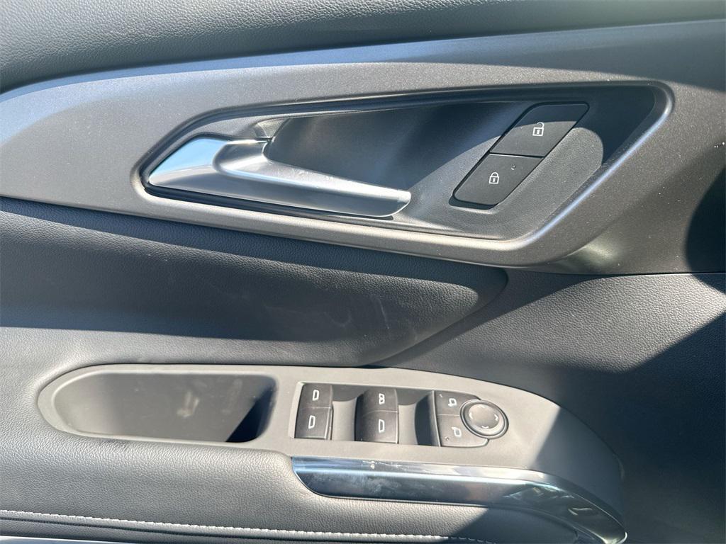 new 2026 Chevrolet Traverse car, priced at $42,695