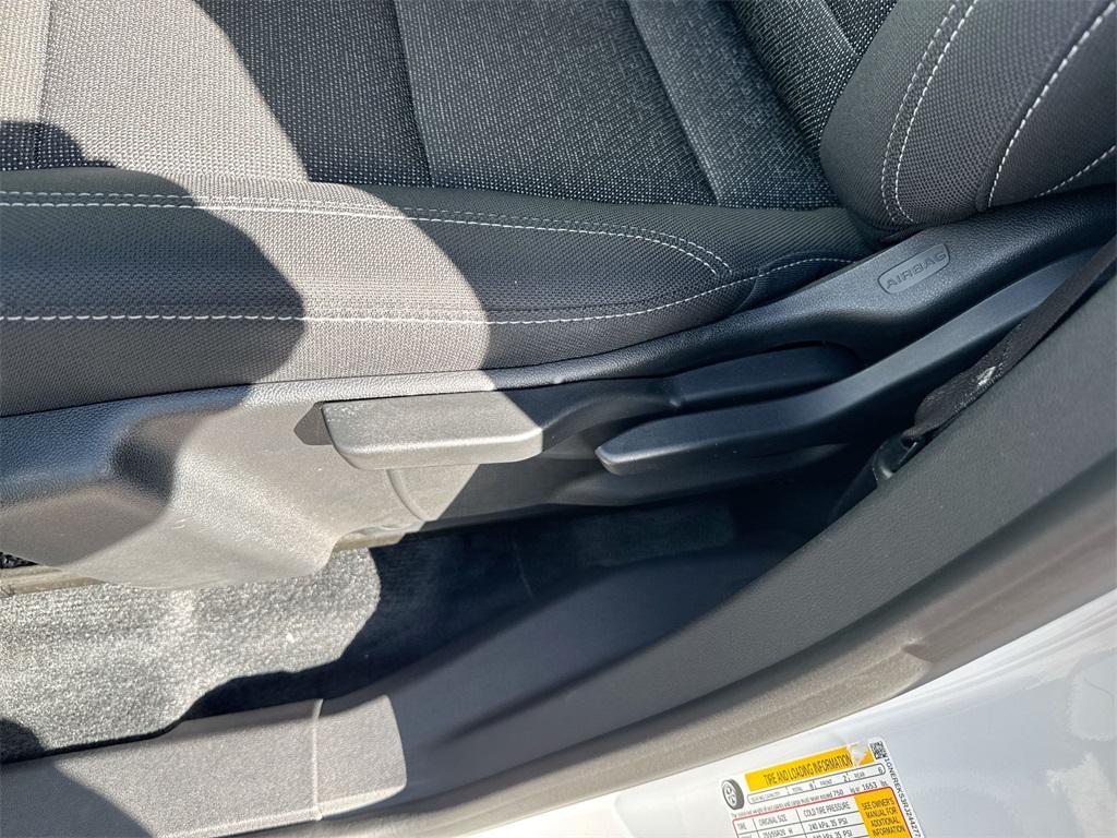 used 2024 Chevrolet Traverse car, priced at $35,875