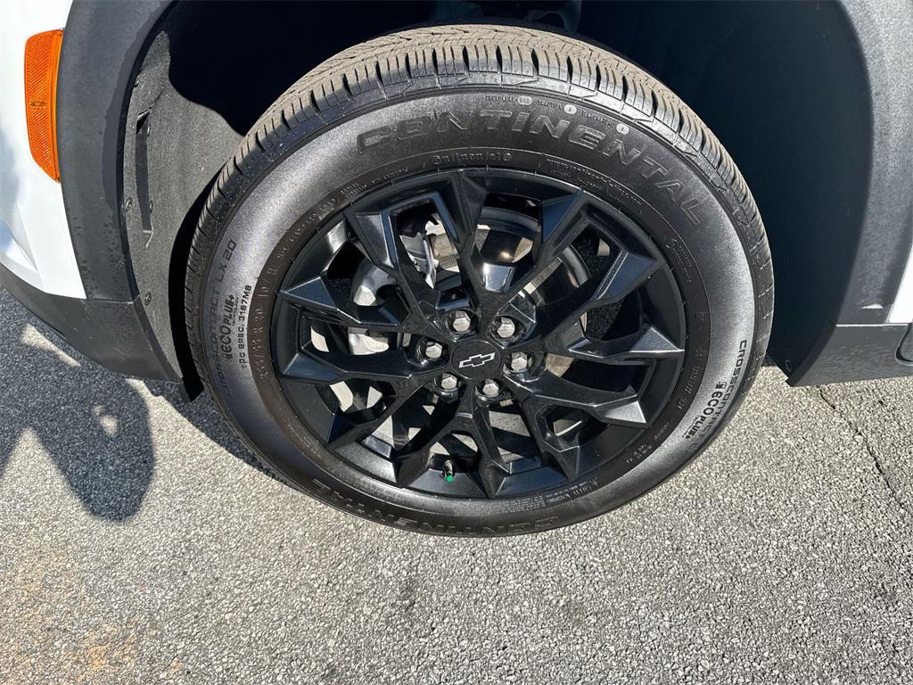 used 2024 Chevrolet Traverse car, priced at $35,875