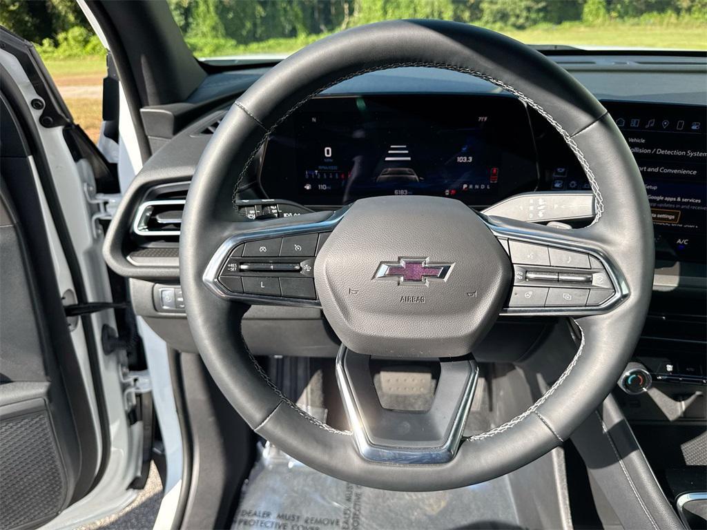 used 2024 Chevrolet Traverse car, priced at $35,875