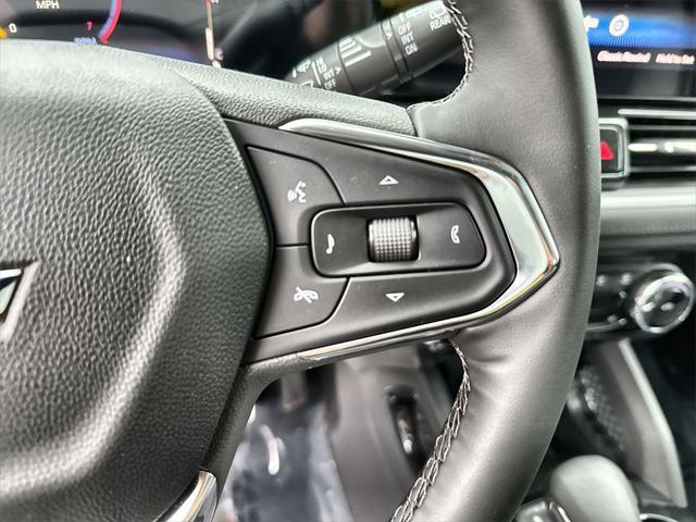 new 2025 Chevrolet TrailBlazer car, priced at $27,312