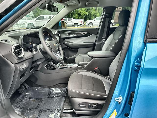new 2025 Chevrolet TrailBlazer car, priced at $27,312
