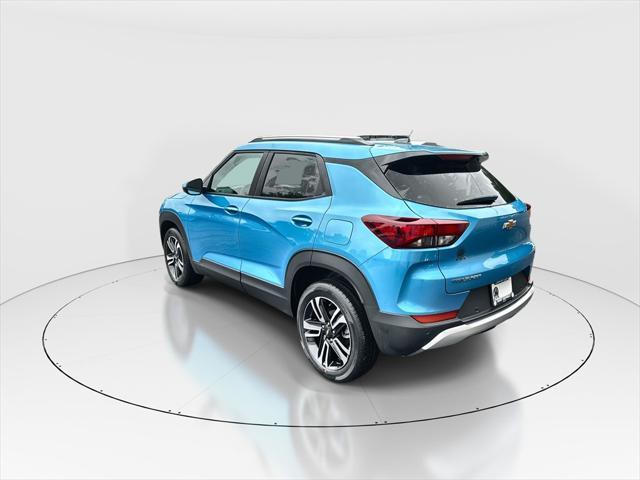 new 2025 Chevrolet TrailBlazer car, priced at $27,312