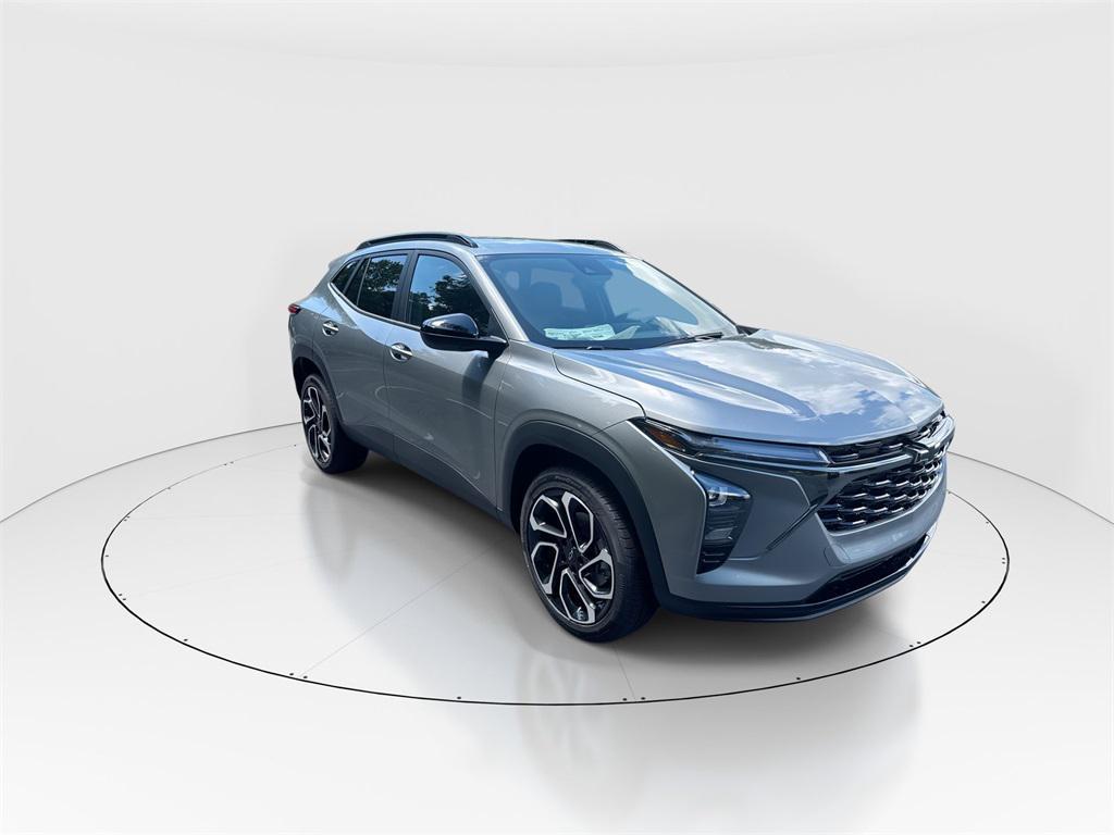 new 2025 Chevrolet Trax car, priced at $25,236