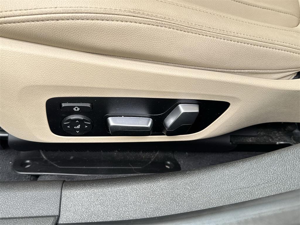 used 2019 BMW 330 car, priced at $23,504