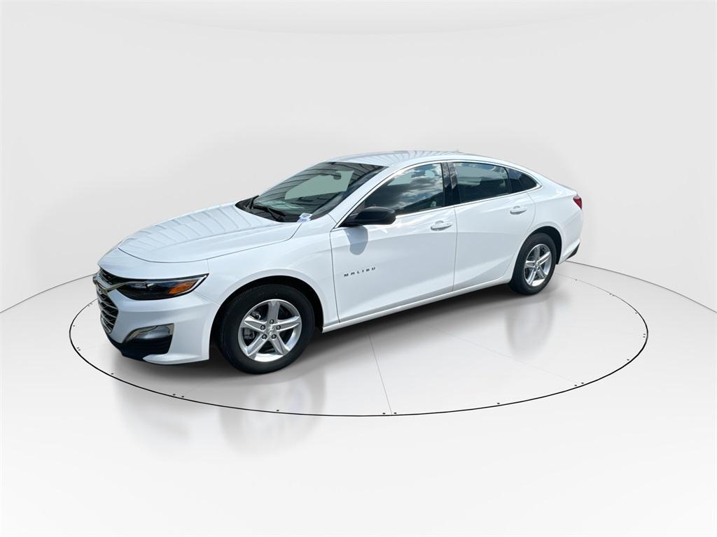 new 2024 Chevrolet Malibu car, priced at $25,795