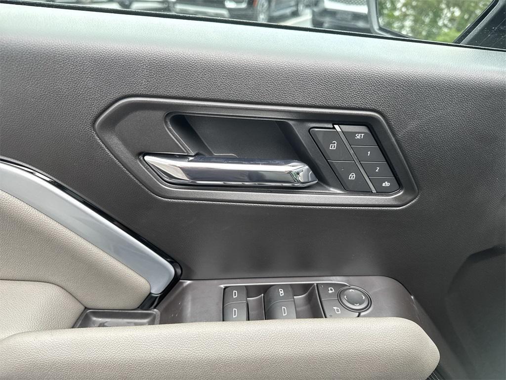 new 2025 Chevrolet Colorado car, priced at $50,854