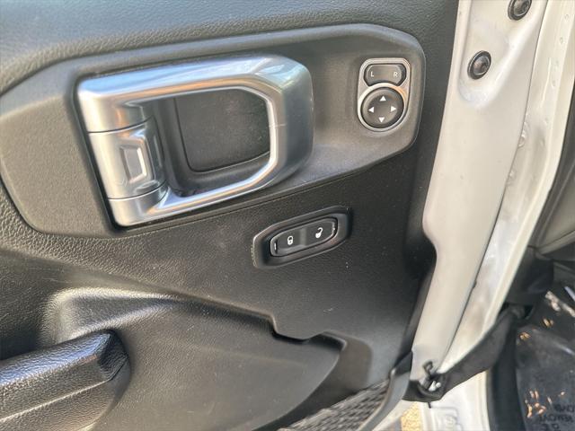 used 2023 Jeep Gladiator car, priced at $28,222