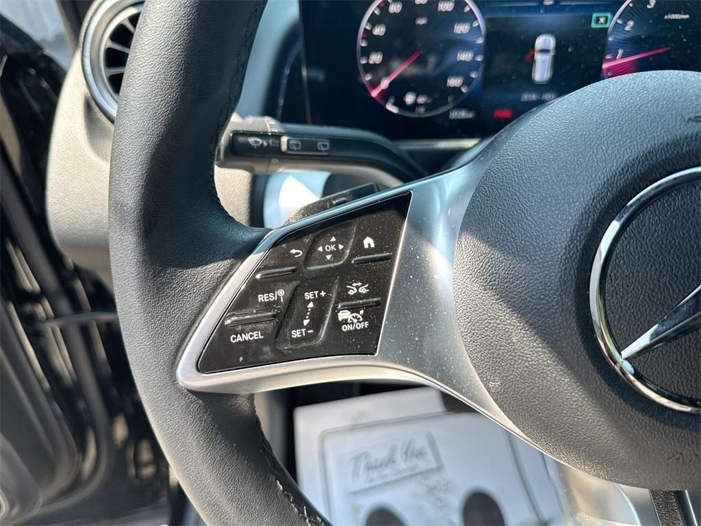 used 2024 Mercedes-Benz GLB 250 car, priced at $35,877